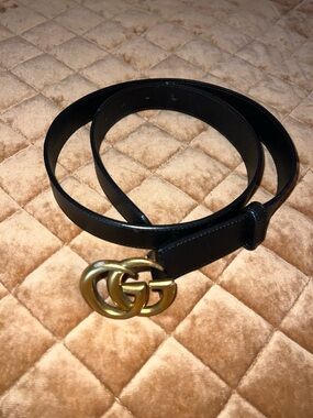 Gucci Black Leather Belt with Gold Double-G Buckle